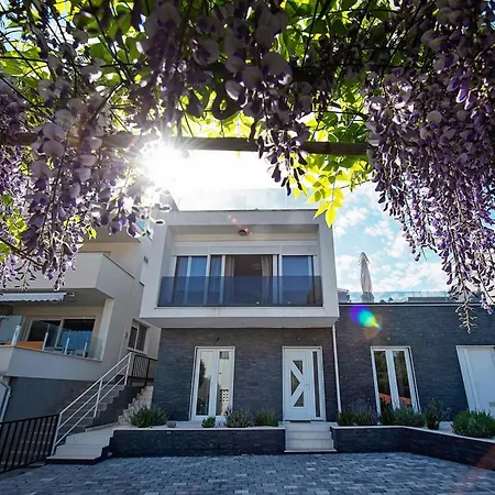 Mondeo Vakantiehuis *