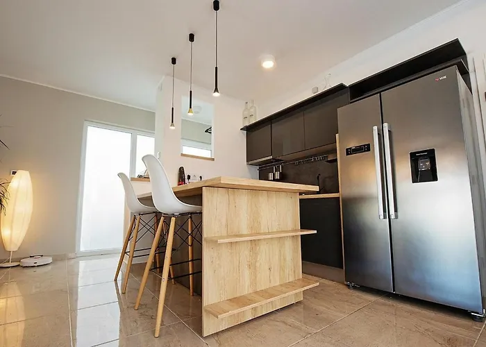 Mondeo * Rogoznica (Sibenik-Knin)