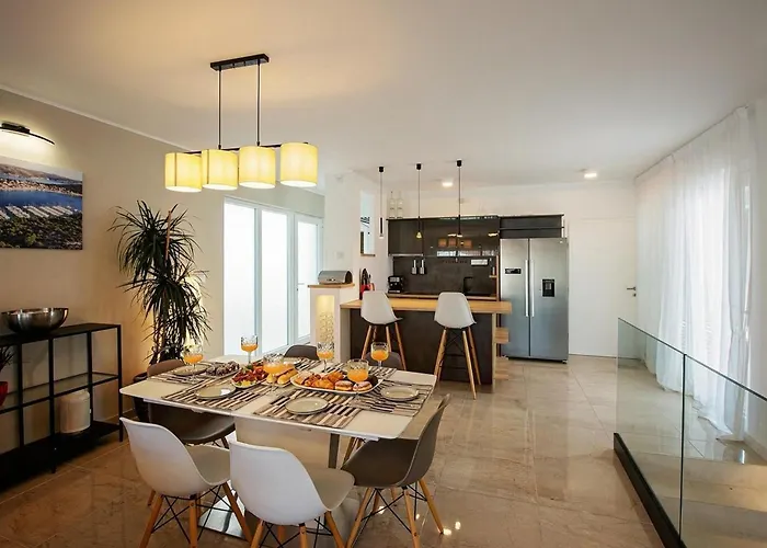 Mondeo Сasa de vacaciones